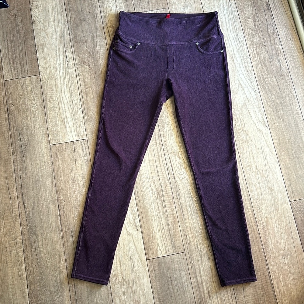 SPANX people ribbed/courdory pants. Size L